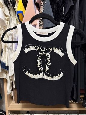 Pookie & Sebastian Designer Inspired Top Size Small